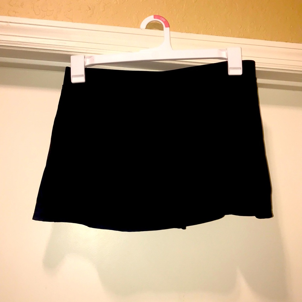 Aqua green pool skirt